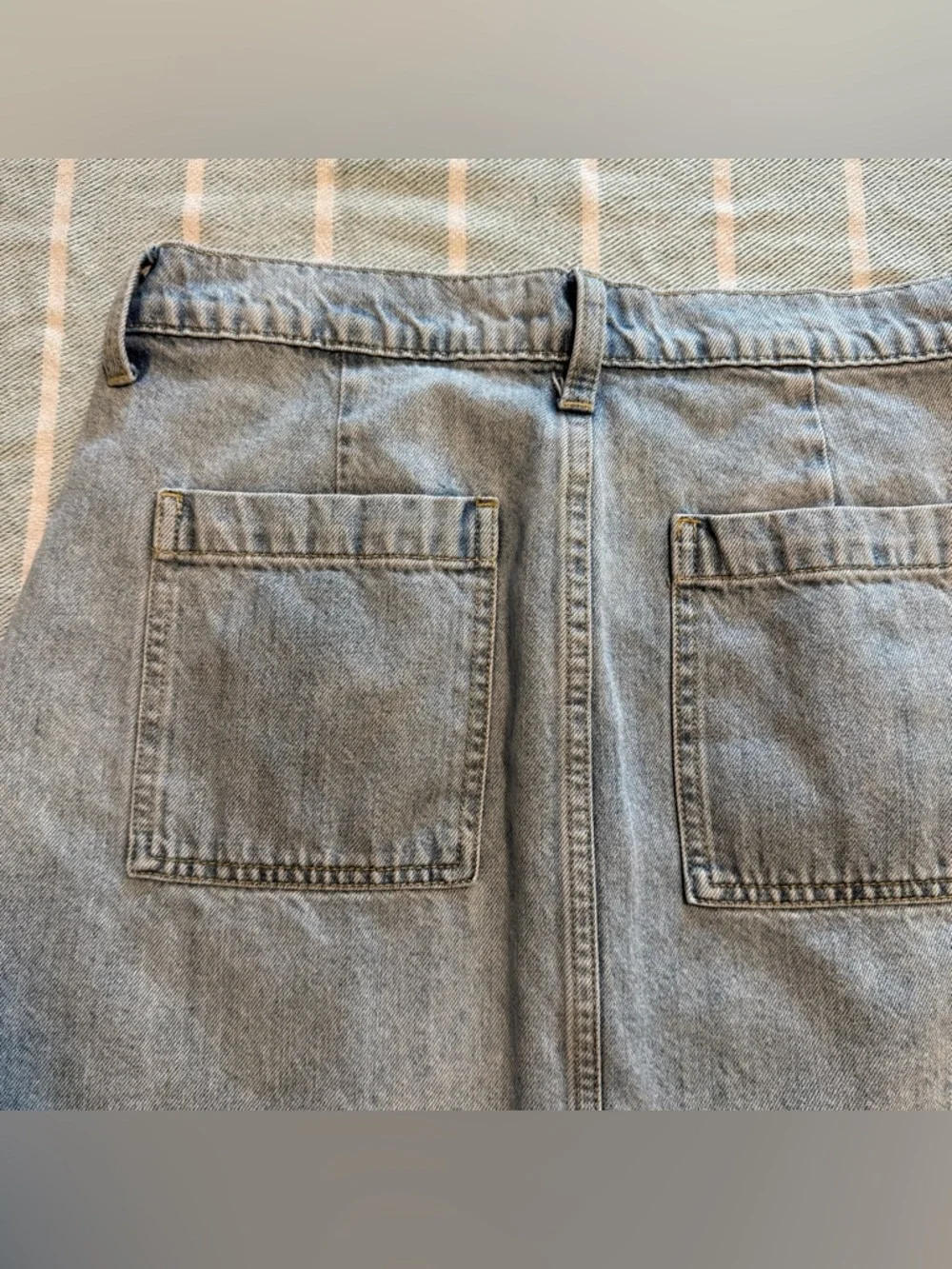 lucky brand denim utility skirt with pockets, women's size 8/29, button down - Picture 14 of 16